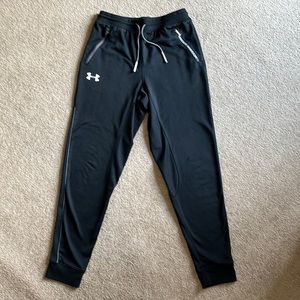 Under Armour Youth Large Athletic Pant Black with Zippered Pockets